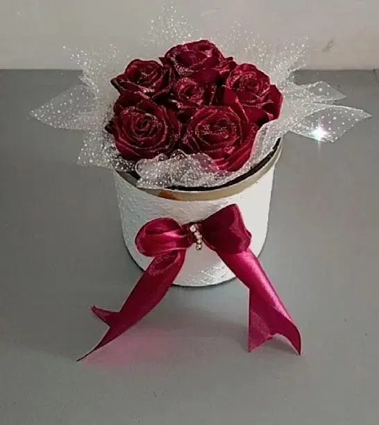 گلهای ماندگار و قشنگ|گل مصنوعی|رشت, رشتیان|دیوار