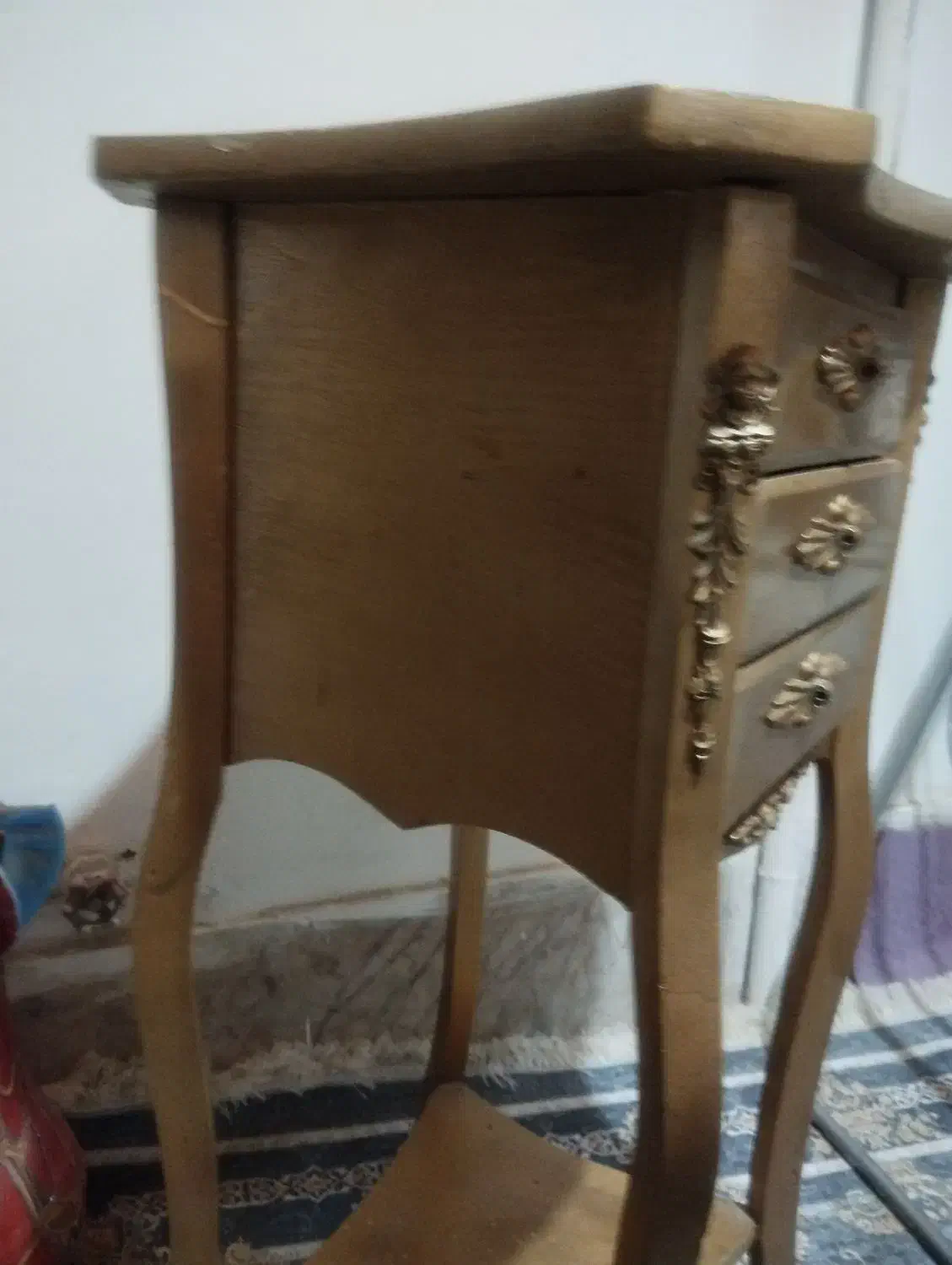 میز تلفن|میز تلفن|مشهد, شهید هاشمی نژاد|دیوار