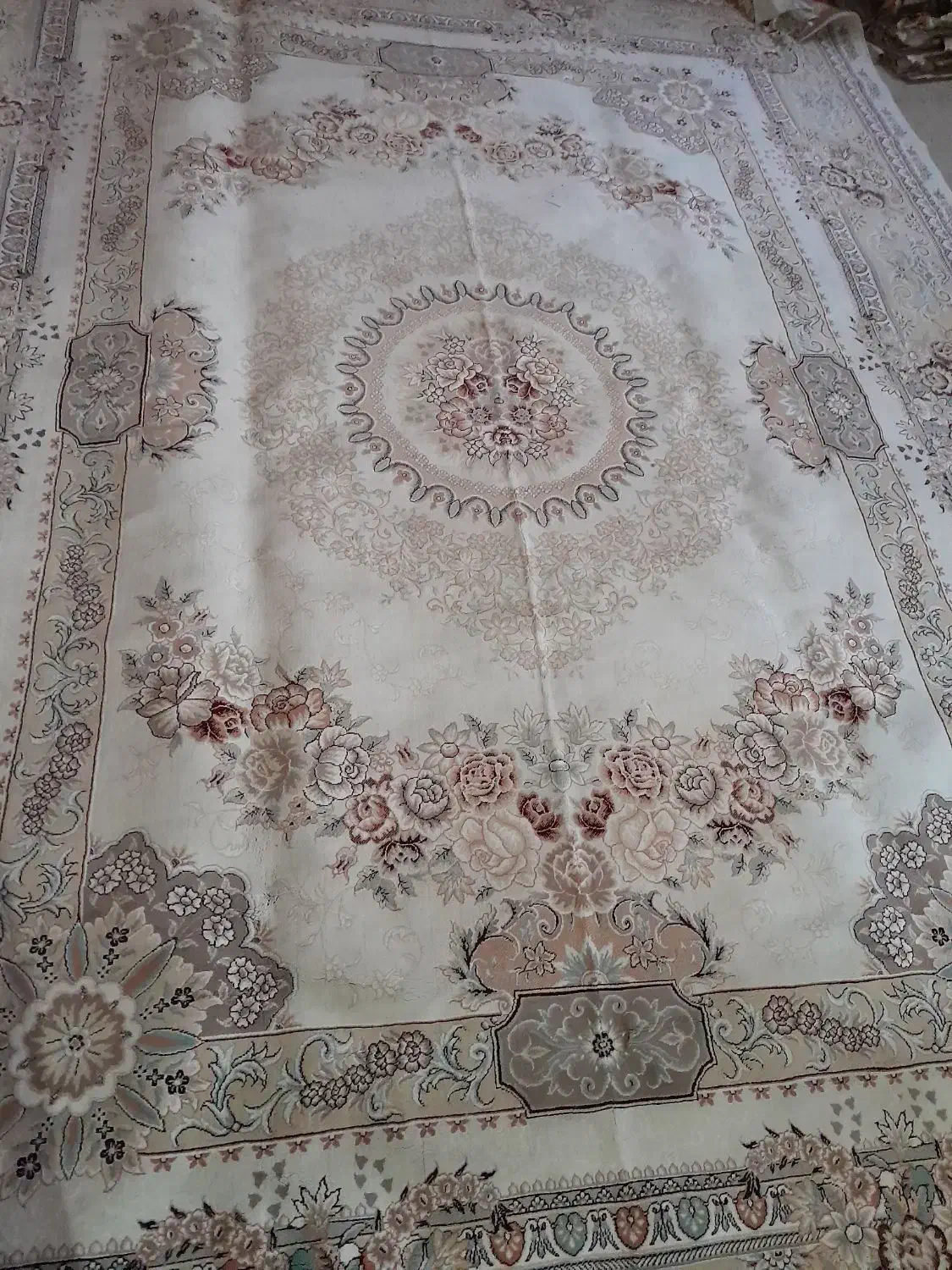 یک عدد فرش 9متری 700 شانه|فرش|گرگان, |دیوار