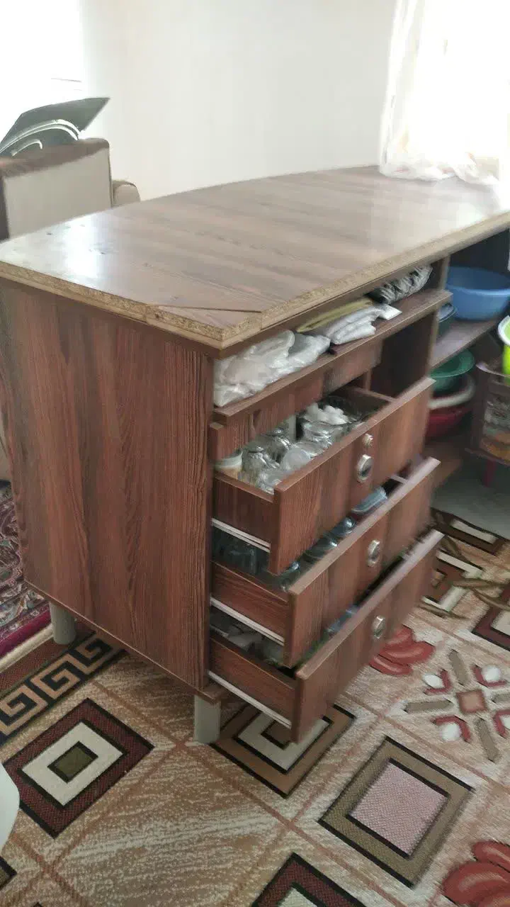 میز اداری|دفتر کار|اسکو, |دیوار