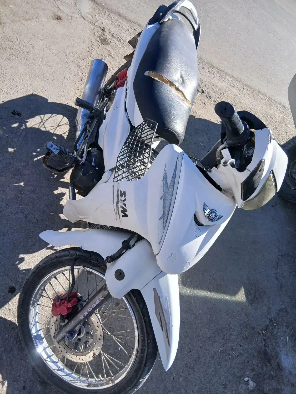 هندا۲۰۰مدل۹۷لاکی مدل۸۹|موتورسیکلت|تربتحیدریه, باغ ملی|دیوار