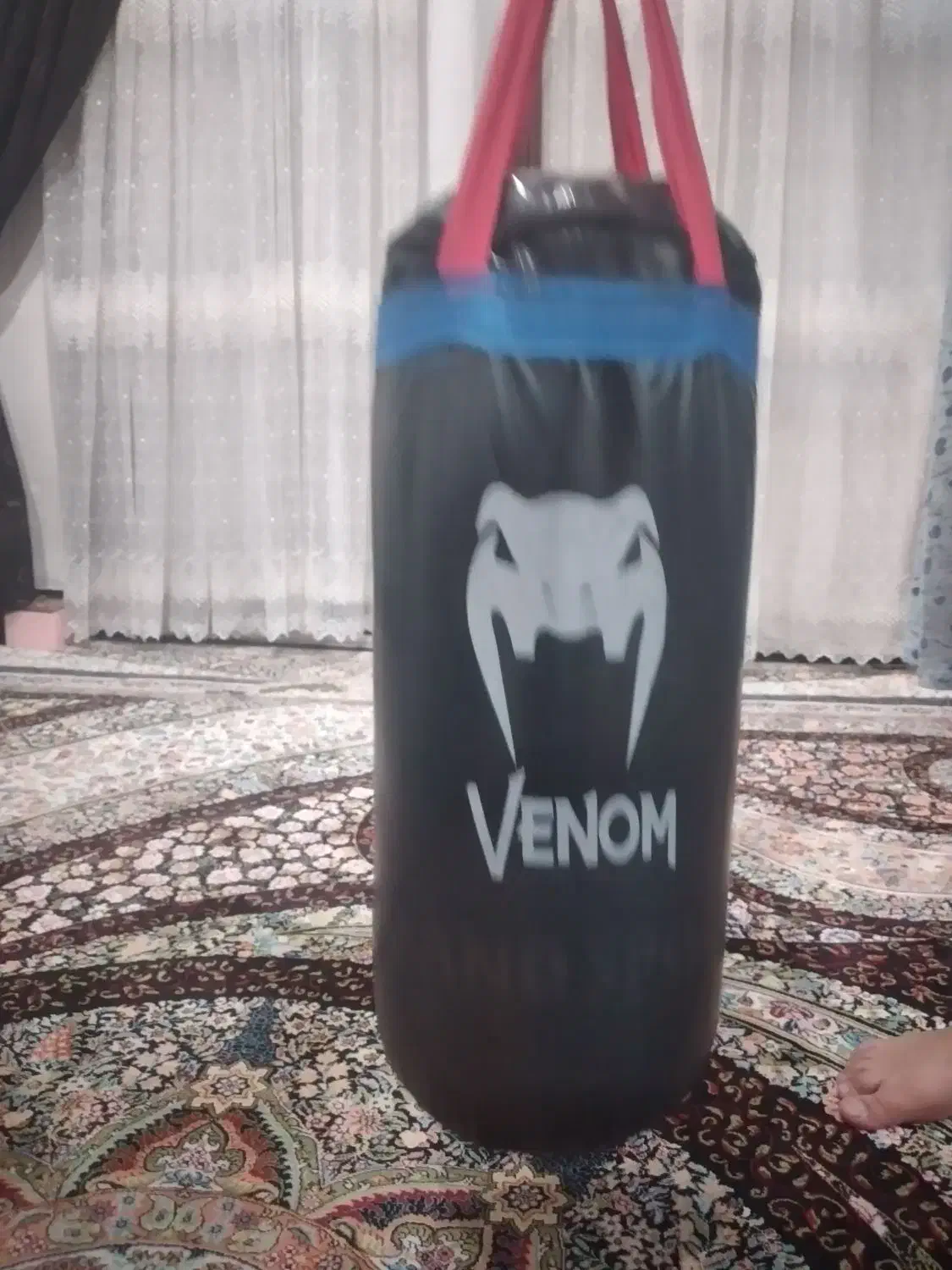 کیسه بوکس درحد نو|تجهیزات ورزشی|زیویه, |دیوار