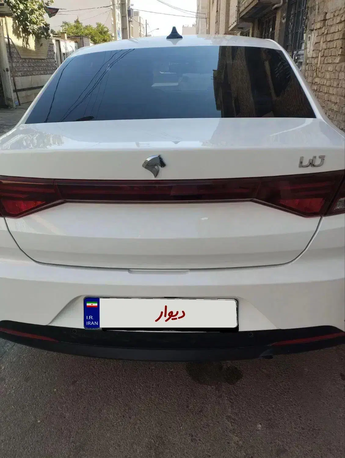 فروشی تارا اتومات وی ۴|خودرو سواری و وانت|جره و بالاده, |دیوار