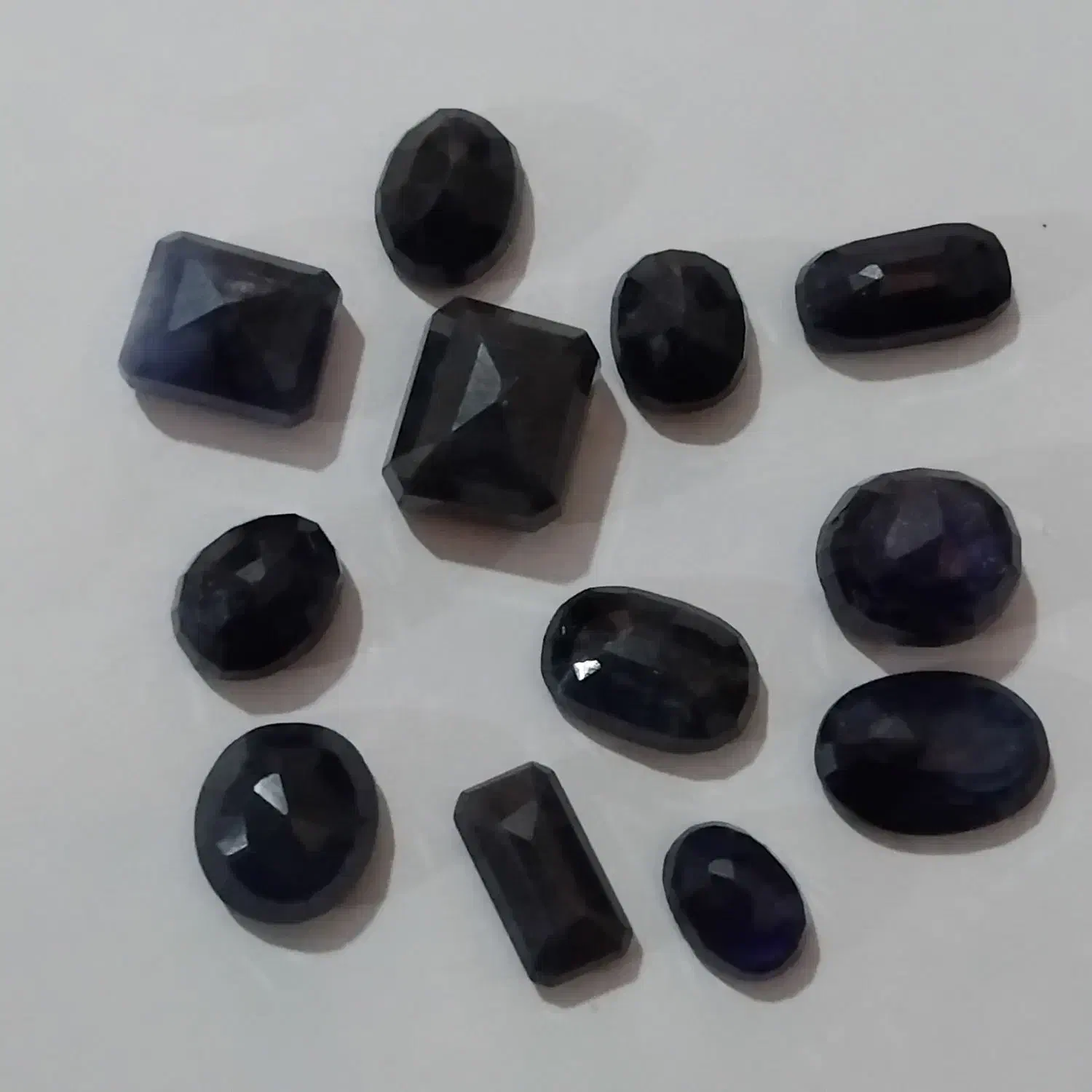 یاقوت طبیعی|جواهرات|نسیم‌شهر, |دیوار