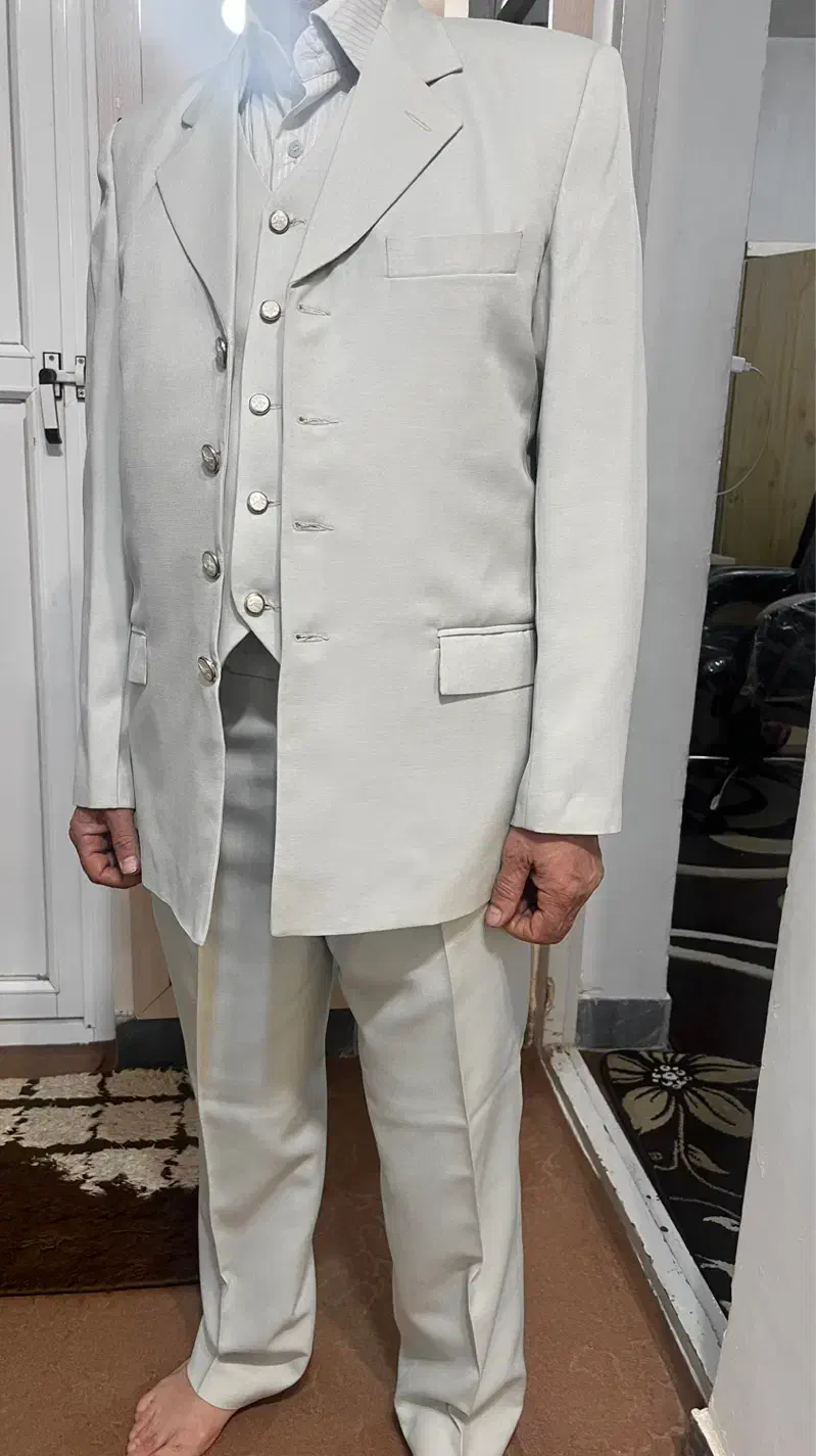 کت و شلوار دامادی|لباس|لاهیجان, کاروانسرابر|دیوار