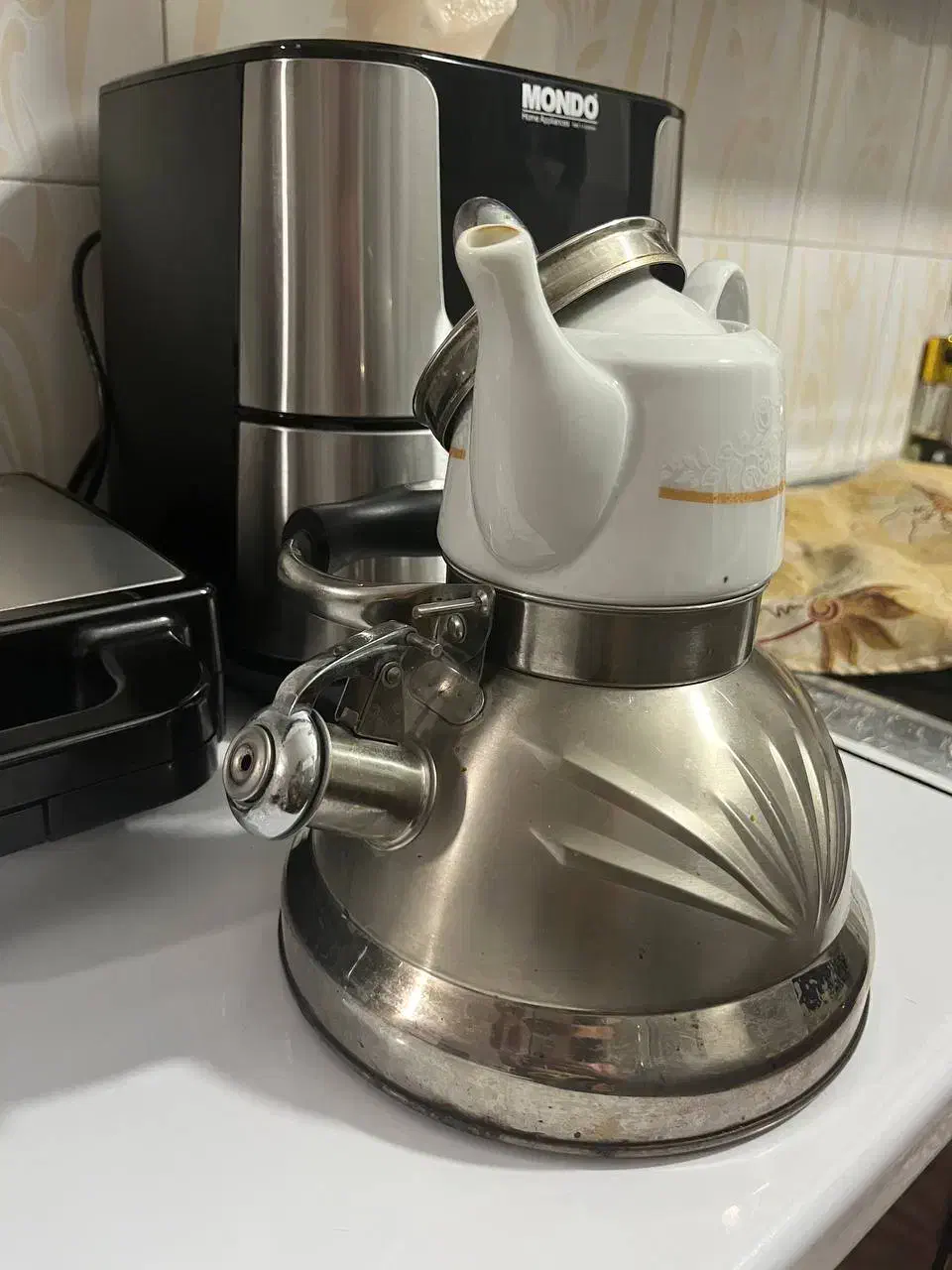 کتری و قوری|قوری، کتری، قهوه‌ساز دستی|گلستان (تهران), |دیوار