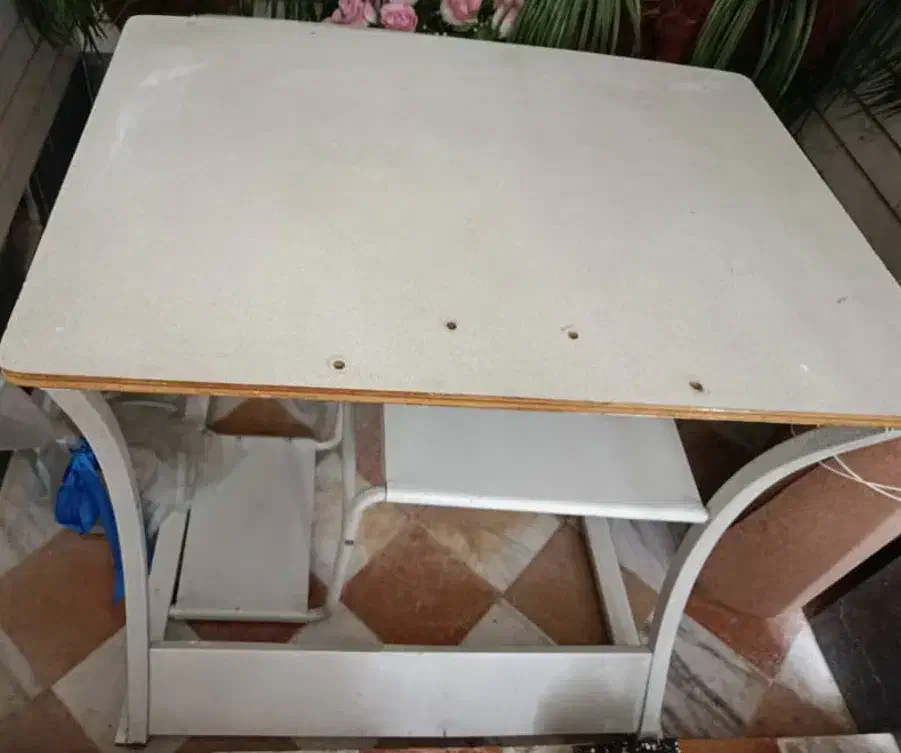 میزکامپیوتر|میز تحریر و کامپیوتر|مرودشت, تامین اجتماعی|دیوار