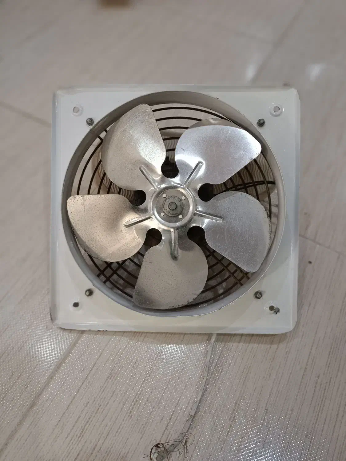 هواکش 30در 30|پنکه و تصفیهکنندهٔ هوا|تبریز, |دیوار