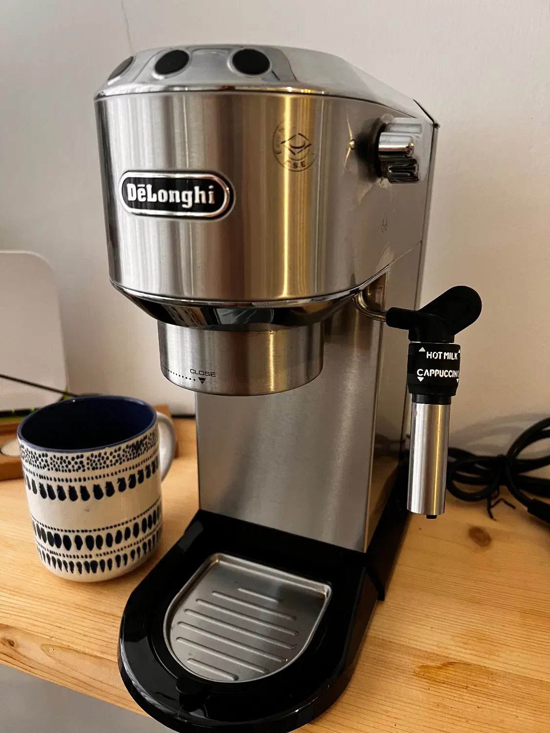 قهوه ساز دلونگی در حد اکبند|سماور، چایساز، قهوهساز|کیش, |دیوار