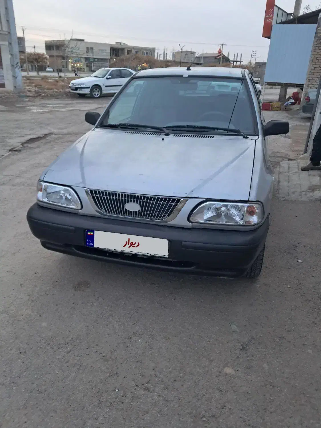 ۱۴۱|خودرو سواری و وانت|اسفراین, |دیوار