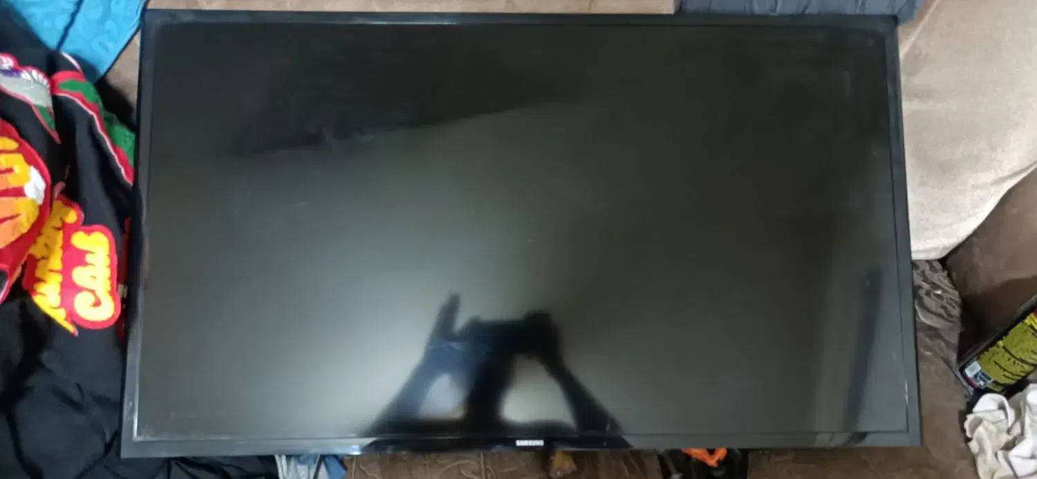 تلویزیون ال ای دی 43 اینچ اصلی کره بسیار کم کار|تلویزیون و پروژکتور|ری, فیروزآبادی|دیوار