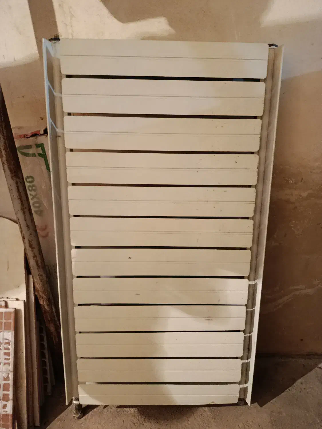 رادیاتور شوفاژ در حد نو|آبگرمکن، پکیج، شوفاژ|قائم‌شهر, |دیوار