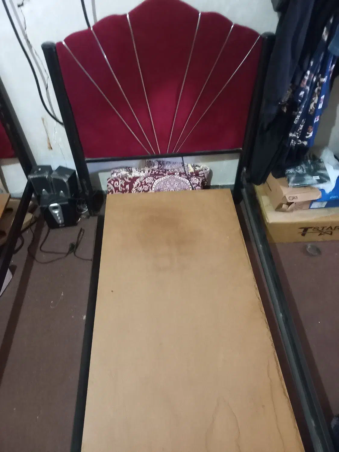 تخت|تخت و سرویس خواب|کارون, |دیوار