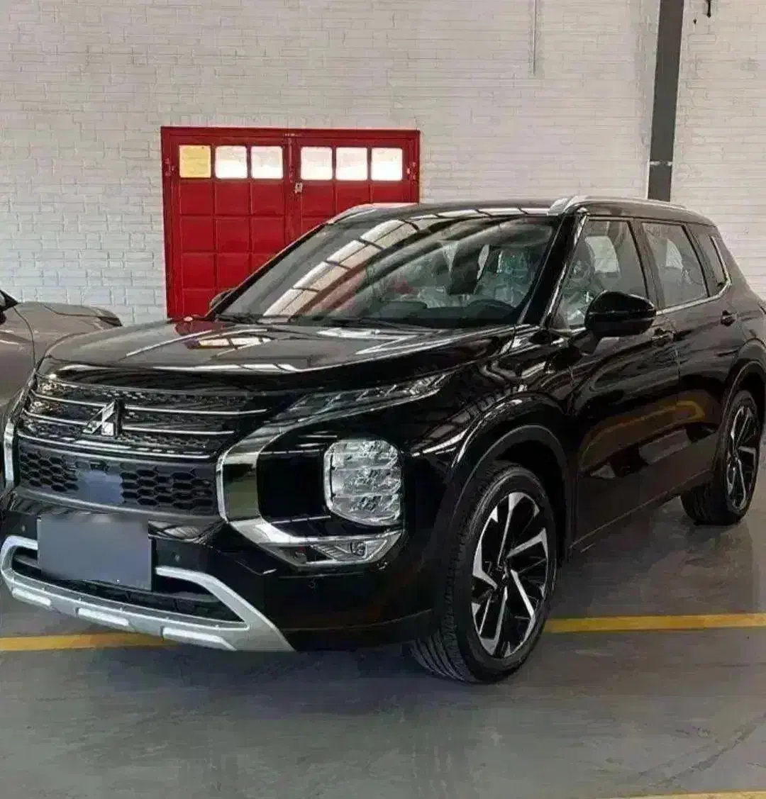 میتسوبیشی اوتلندرplinفول ۲۰۲۳تومشکی ۷نفره|خودرو سواری و وانت|تهران, پرستار|دیوار