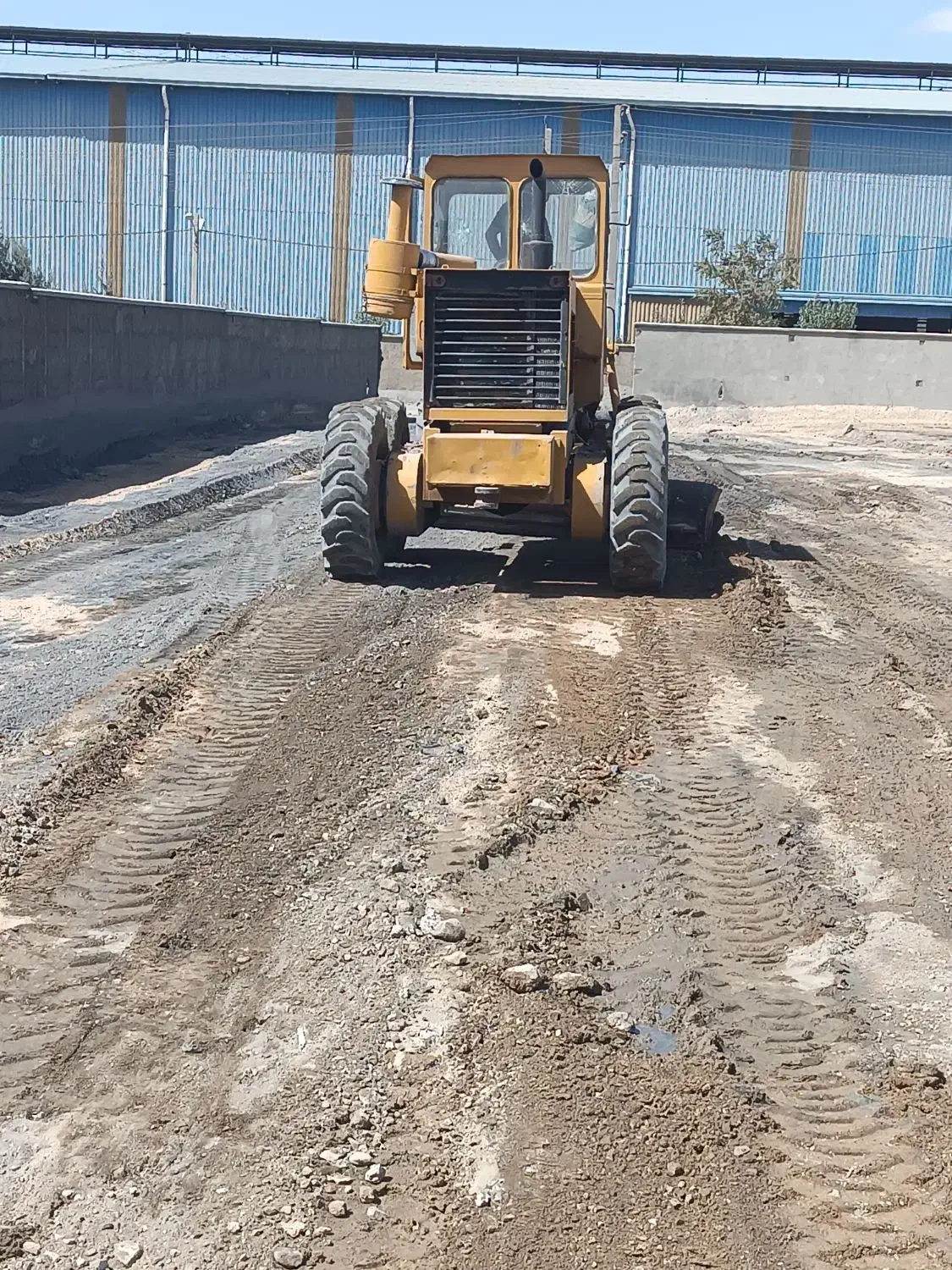 احداث کانال واستخرکشاورزی|خدمات باغبانی و درختکاری|ابهر, |دیوار