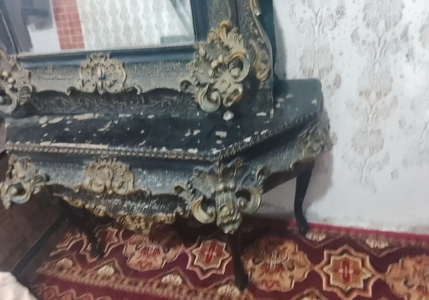 آینه وپایش درحد نو|آینه|خان ببین, |دیوار