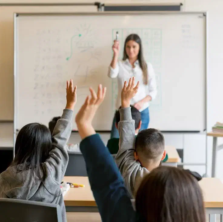 تدریس زبان انگلیسی|خدمات آموزشی|نجف‌آباد, شریعتی غربی|دیوار