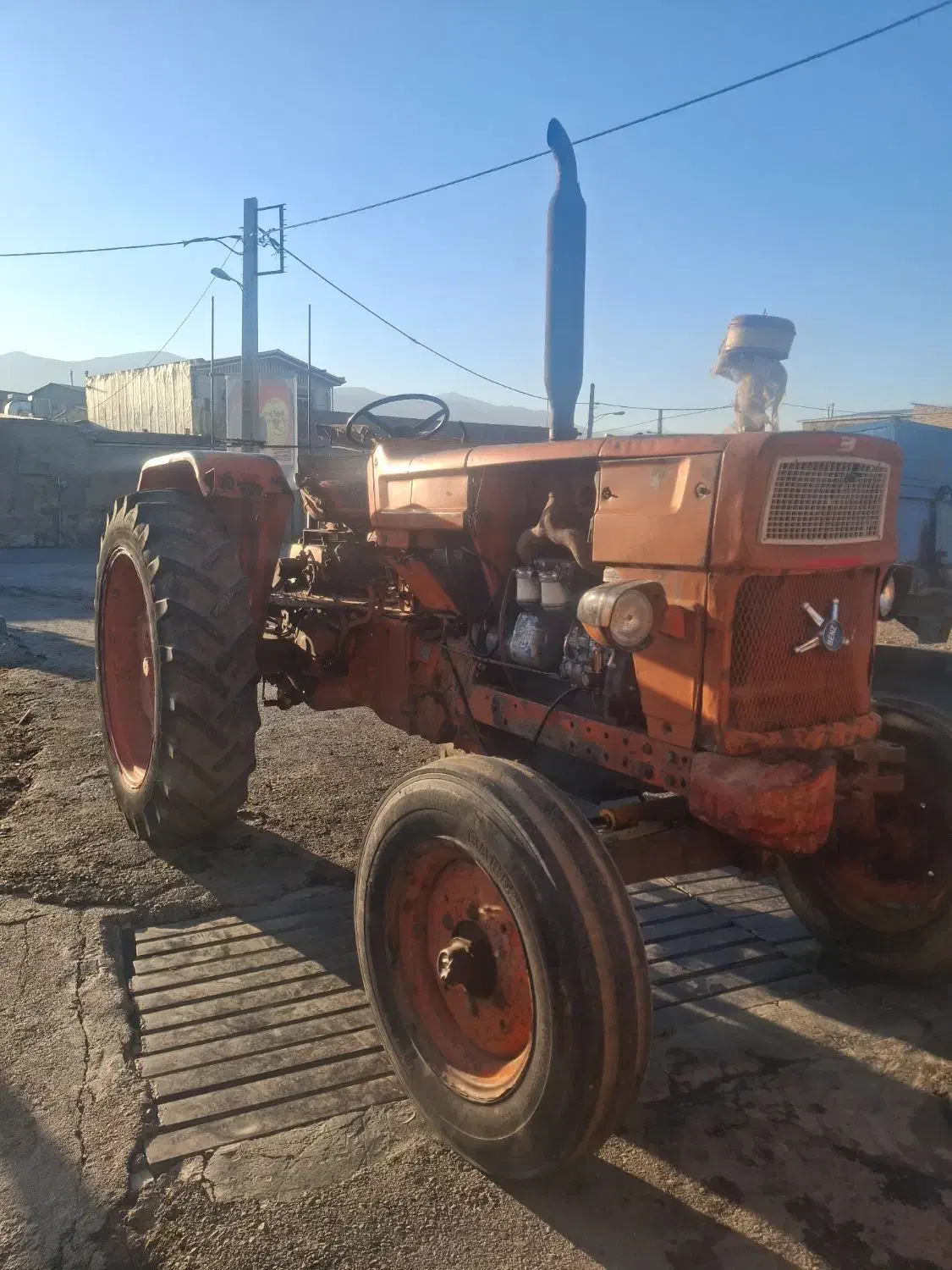 تراکتور رومانی مدل 63|خودرو سنگین|بروجرد, |دیوار
