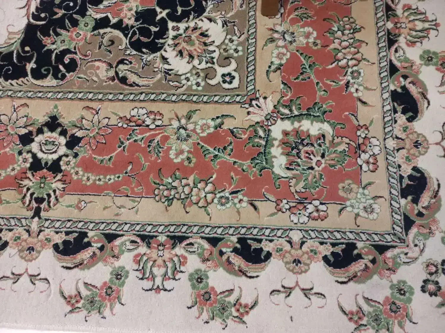 فرش ۱۲متری|فرش|نیشابور, هفده شهریور|دیوار