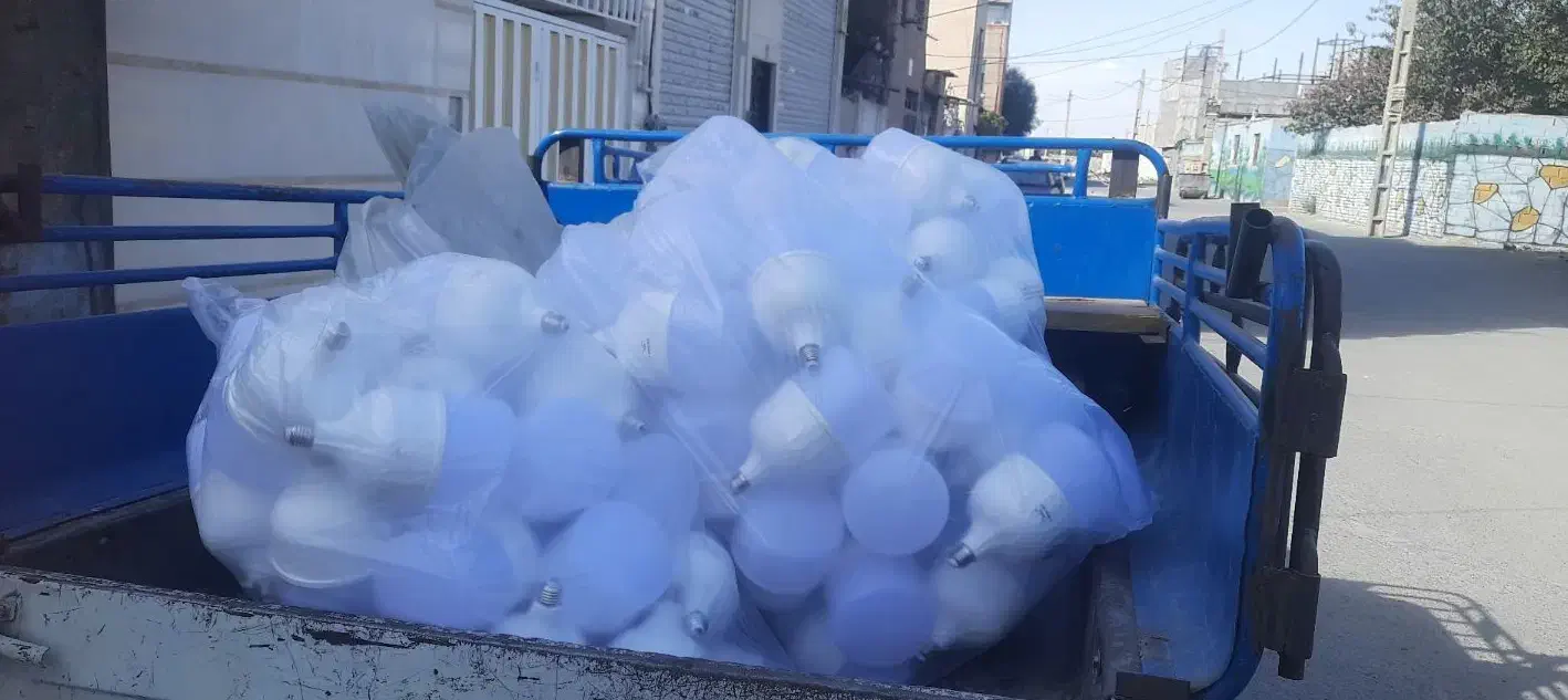 استخدام کارگر ساده بساط لامپ فروشی|استخدام خدمات فروشگاه و رستوران|شهریار, اصیل آباد|دیوار