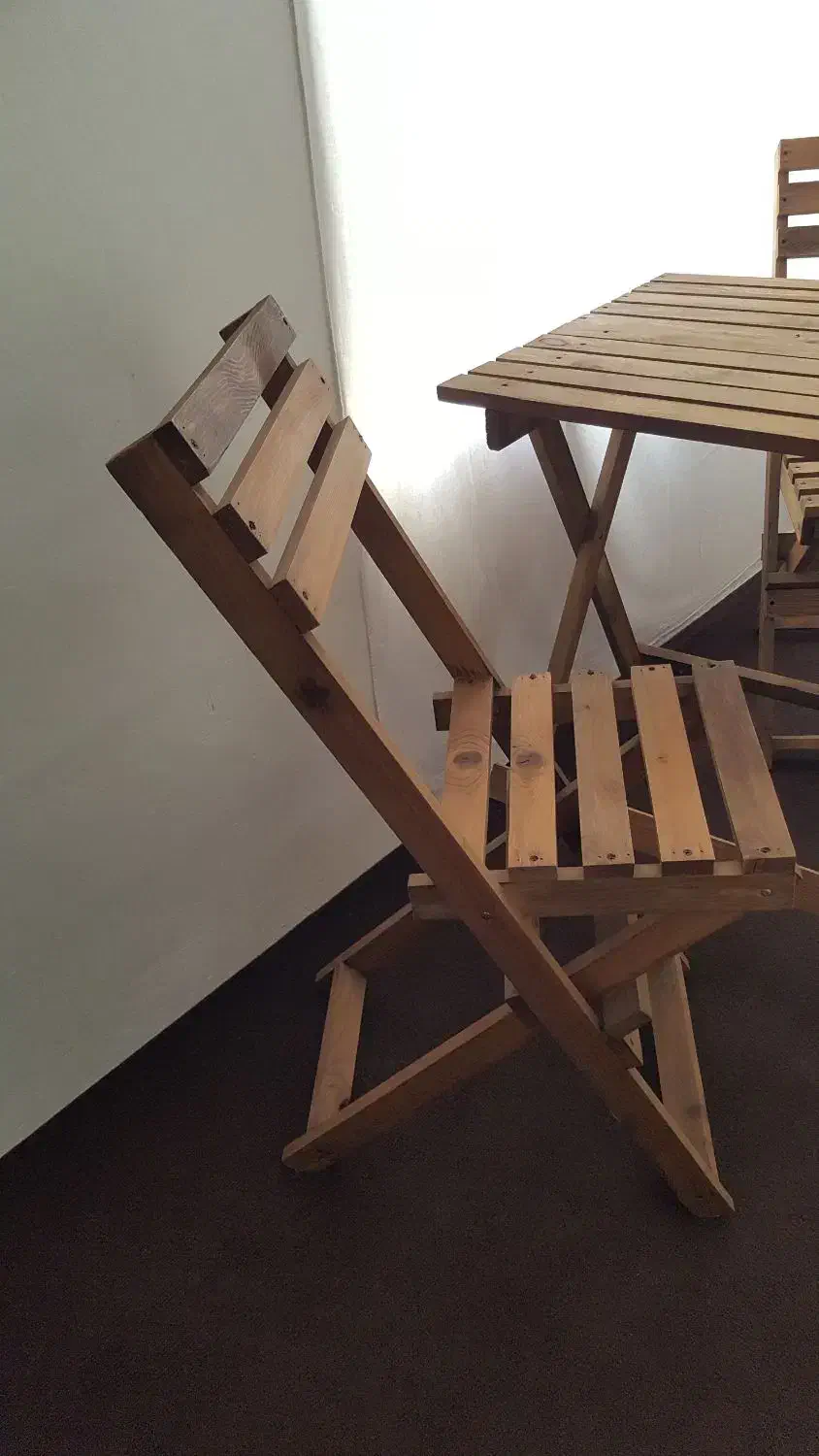 میز دو نفره زیبا|میز و صندلی غذاخوری|رشت, گلسار|دیوار