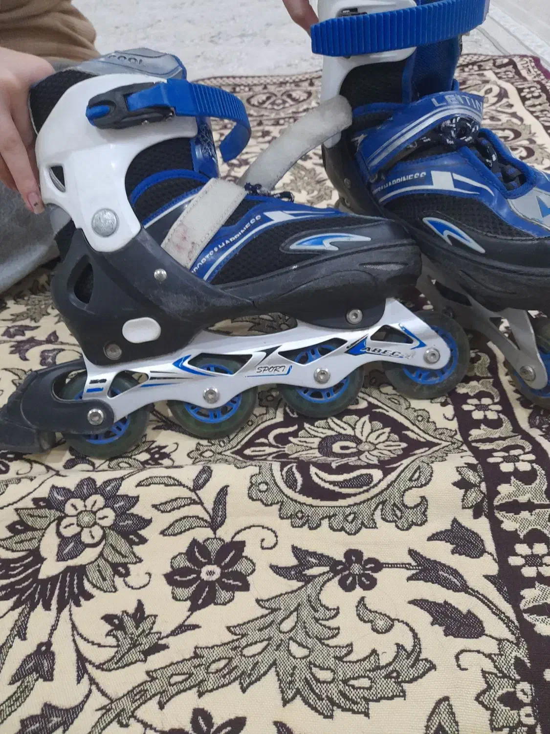 کفش اسکیت درحدنو|کفش و لباس بچه|سقز, |دیوار