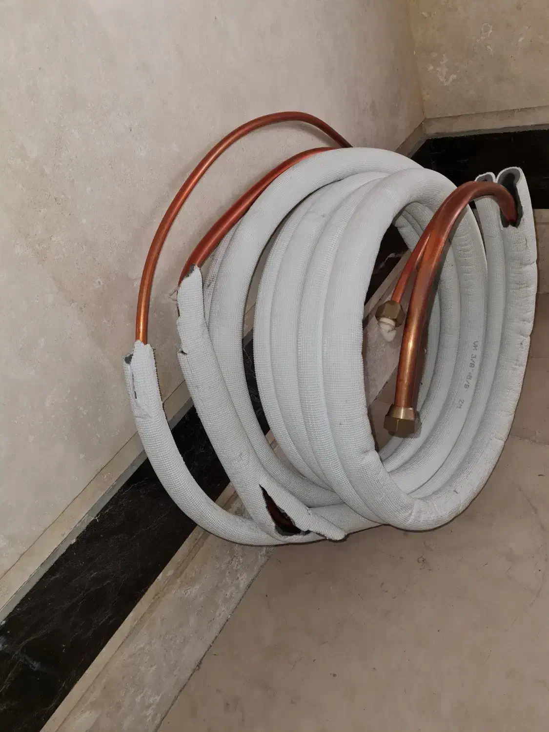 یک رول لوله مسی کولر گازی ال جی ۲۴۰۰۰|کولر گازی و فن‌کوئل|تهران, فردوس|دیوار