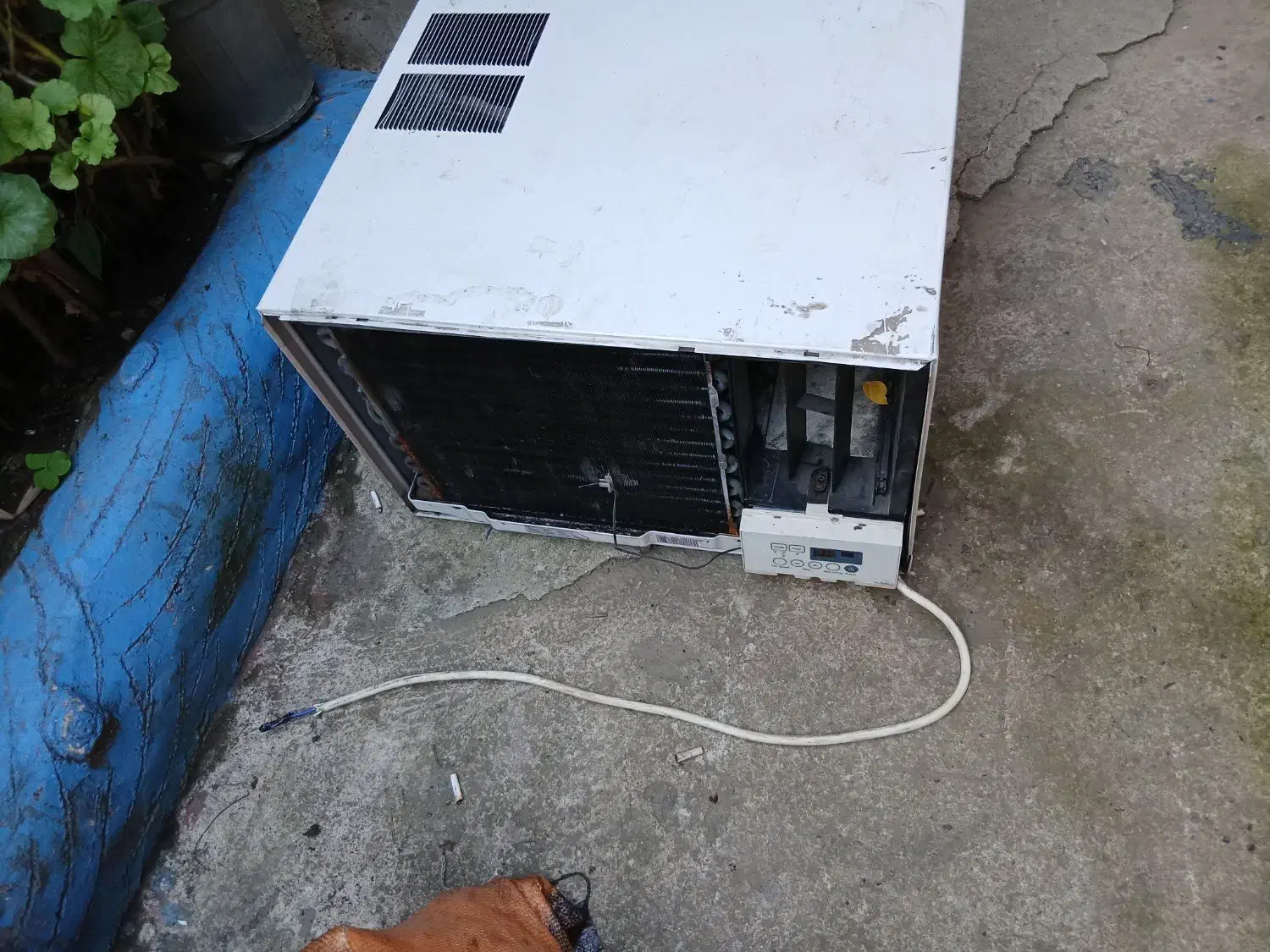 فروش 2عدد کولرپنجره ای و اسپلیت|کولر گازی و فن‌کوئل|رضوانشهر, |دیوار