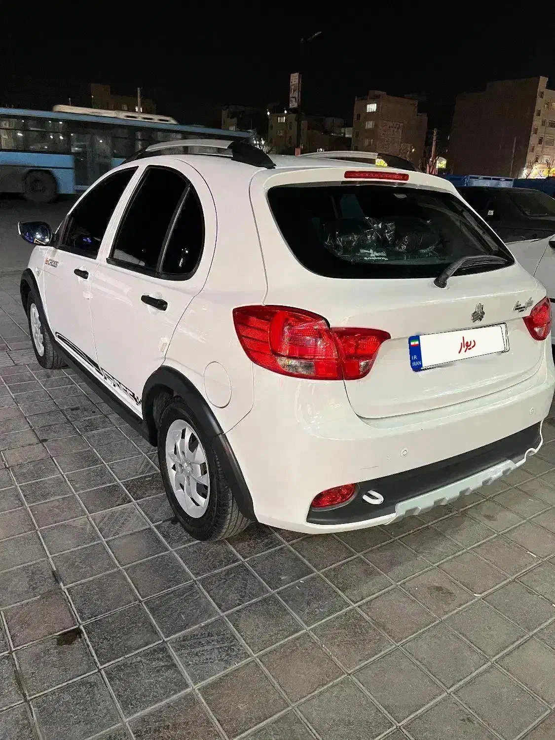 کوییک ۴۰۱بیرنگ بی خط و خش|خودرو سواری و وانت|بهارستان, |دیوار