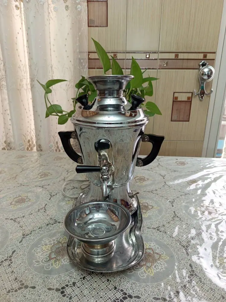 سماور برقی ۱/۵ لیتری برقی نو|سماور، چایساز، قهوهساز|تهران, ائمه اطهار|دیوار