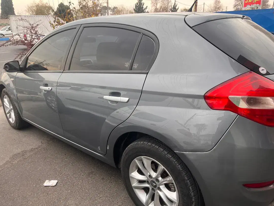 برلیانس اچ ۳۲۰ مدل ۹۶ دنده ای|خودرو سواری و وانت|شهریار, رضی آباد پایین|دیوار