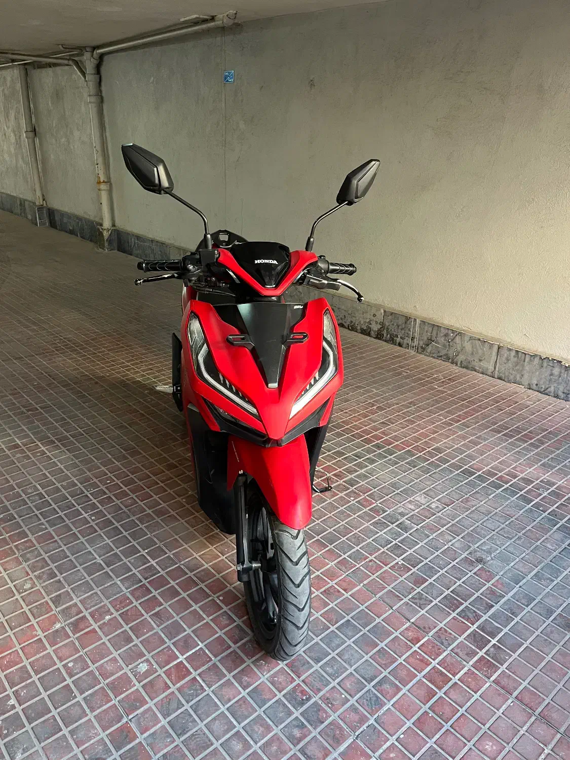 موتور کلیک اصل کم کارکرد مدل ۹۸ دو ریموته|موتورسیکلت|تهران, صادقیه|دیوار