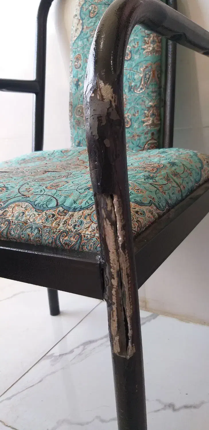 صندلی|صندلی و نیمکت|کنگاور, |دیوار