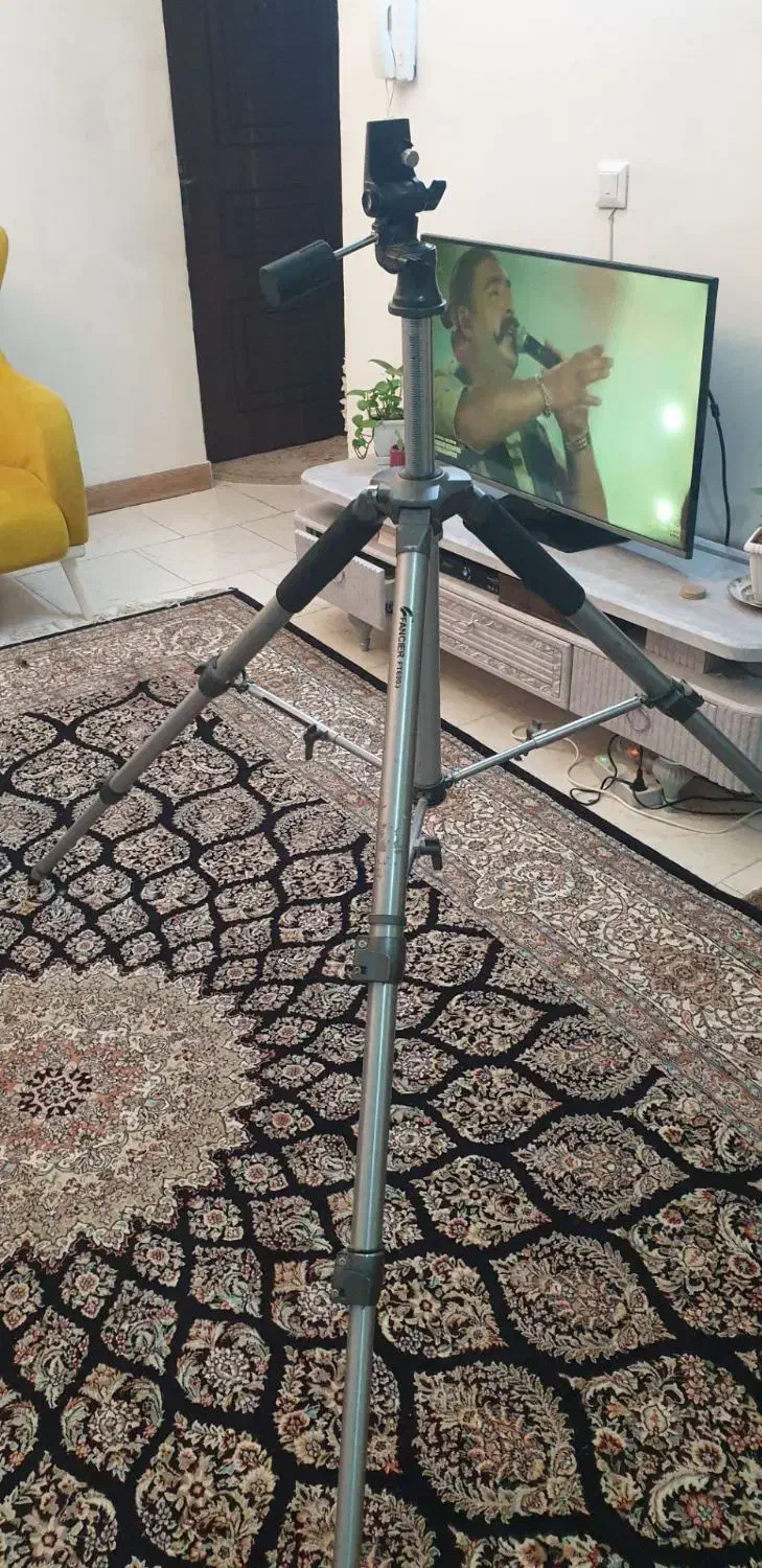 پایه دوربین|دوربین عکاسی و فیلم‌برداری|کرج, کوی کارمندان شمالی|دیوار