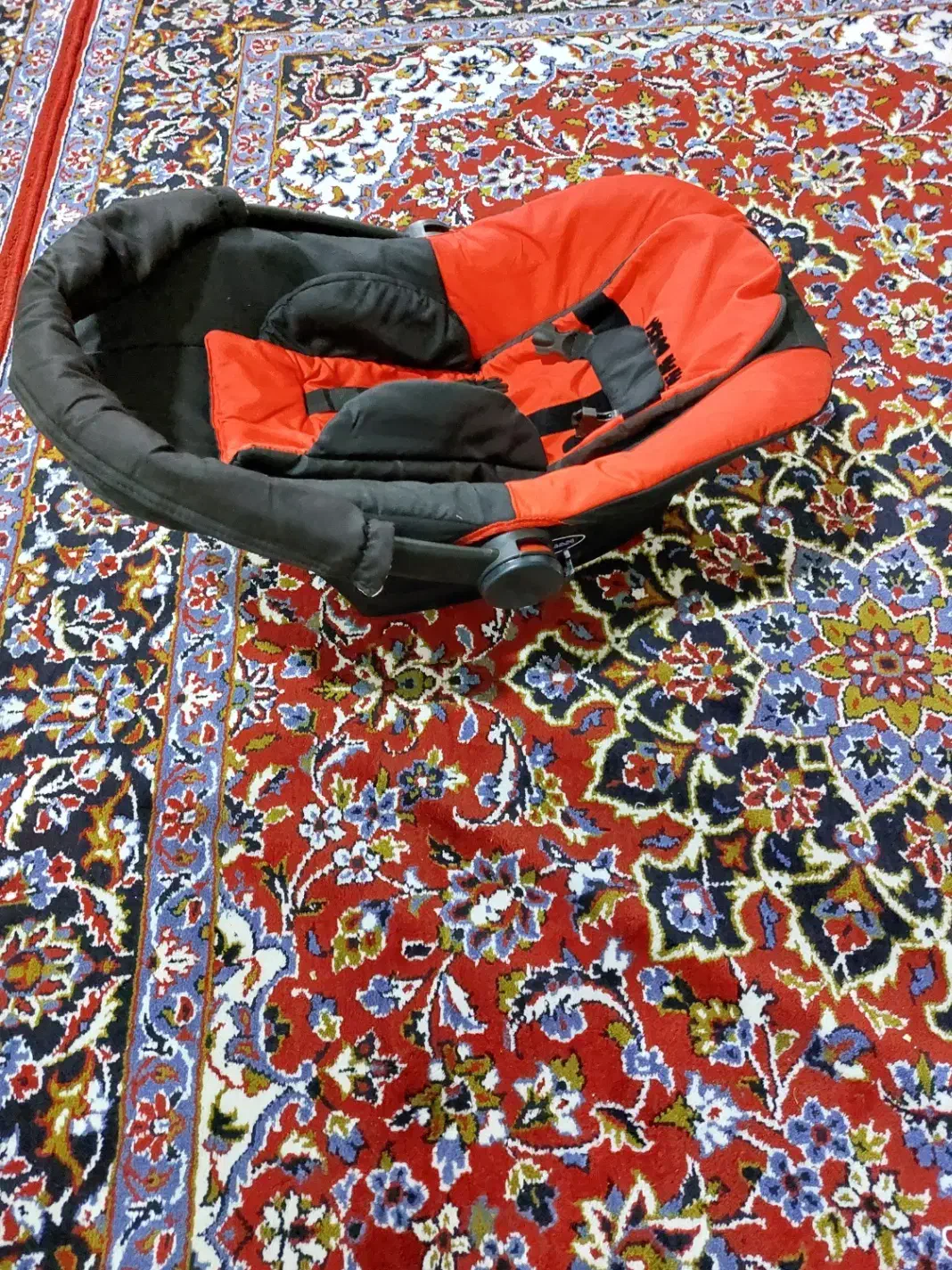 کریر|کالسکه و لوازم جانبی|آستارا, |دیوار