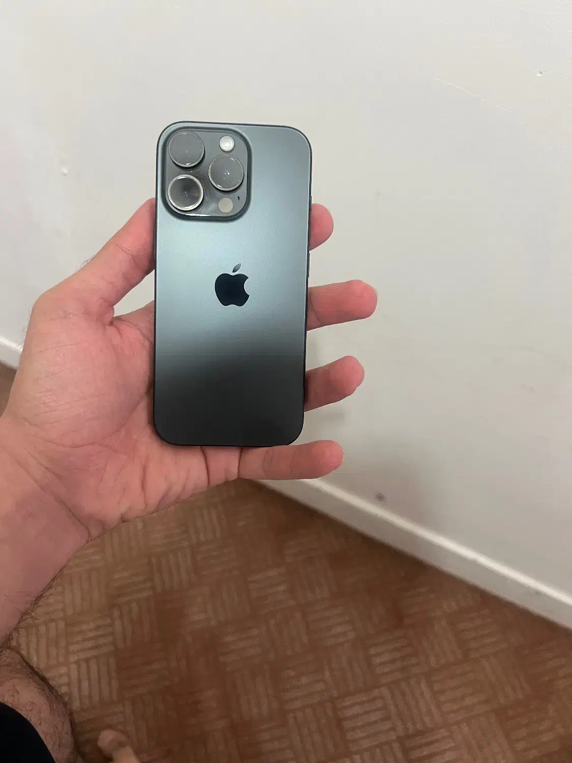 Apple iPhone 16 pro|موبایل|شهرکرد, |دیوار