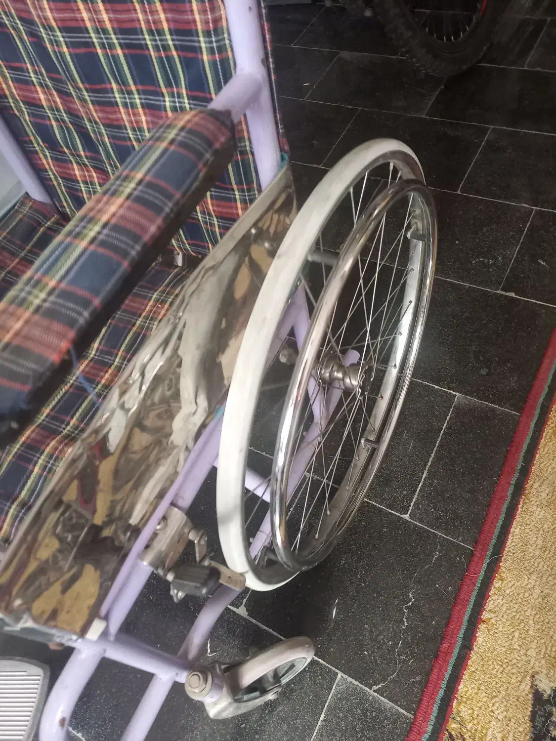 ویلچر سایز کوچک وکاملا سالم|آرایشی، بهداشتی، درمانی|خرمدره, |دیوار