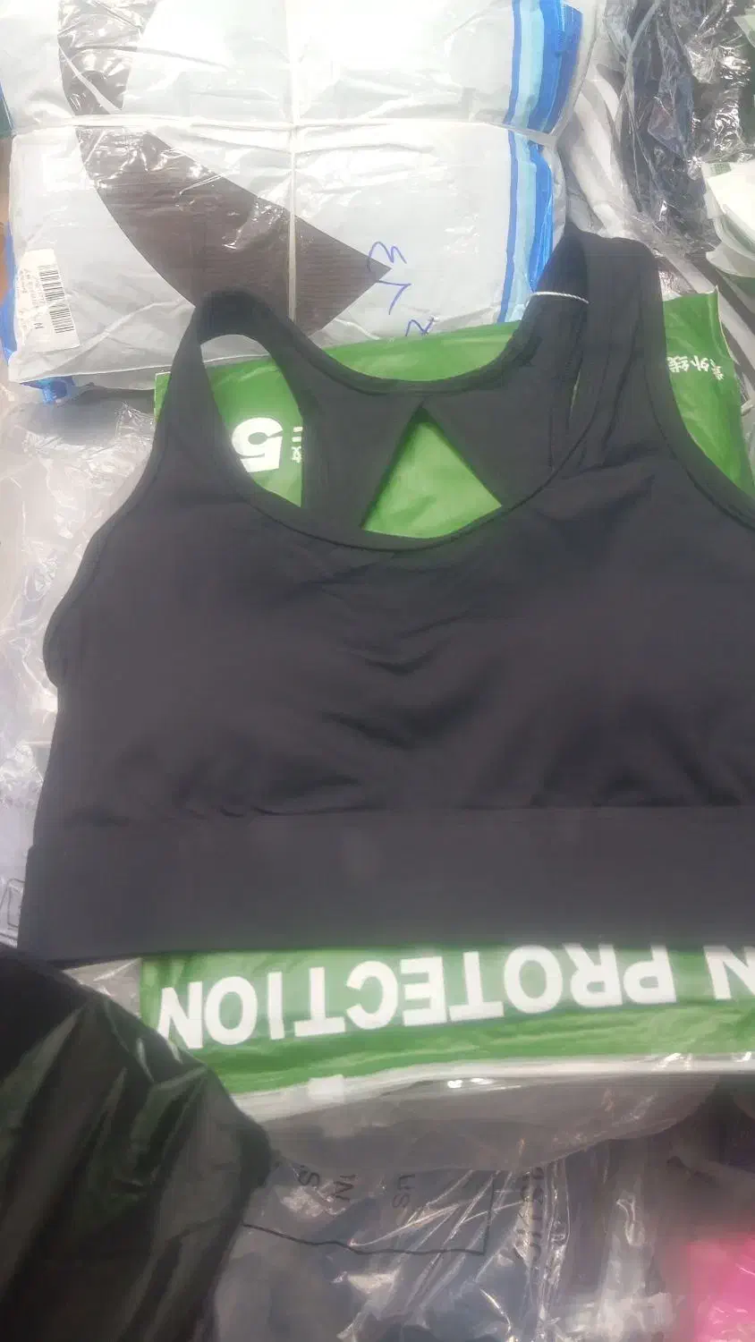 نیم تنه ورزشی|لباس|شیراز, شهرک مفتح|دیوار