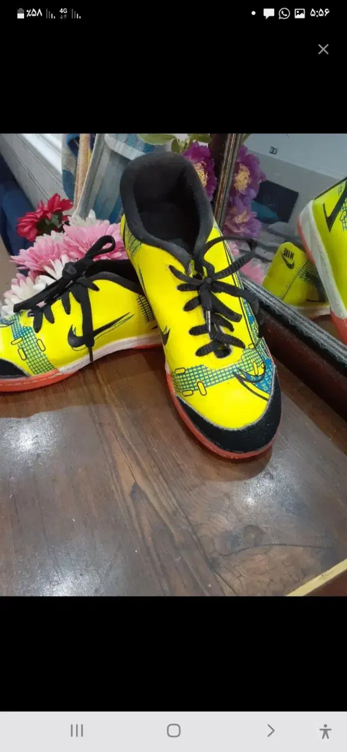 چند عدد کفش موجوده|کیف، کفش، کمربند|بندر گناوه, |دیوار