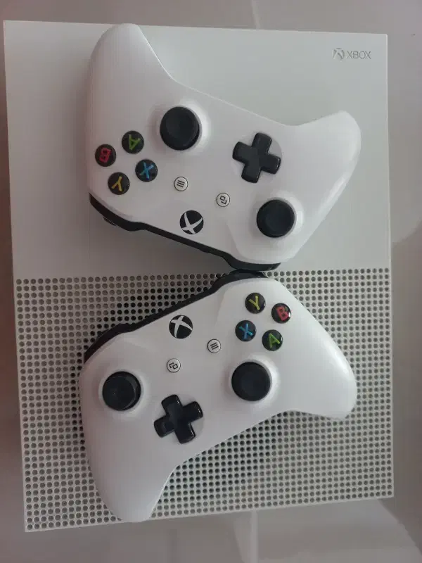 ایکس باکس سری وان اس|کنسول، بازی ویدئویی و آنلاین|خرم‌آباد, |دیوار