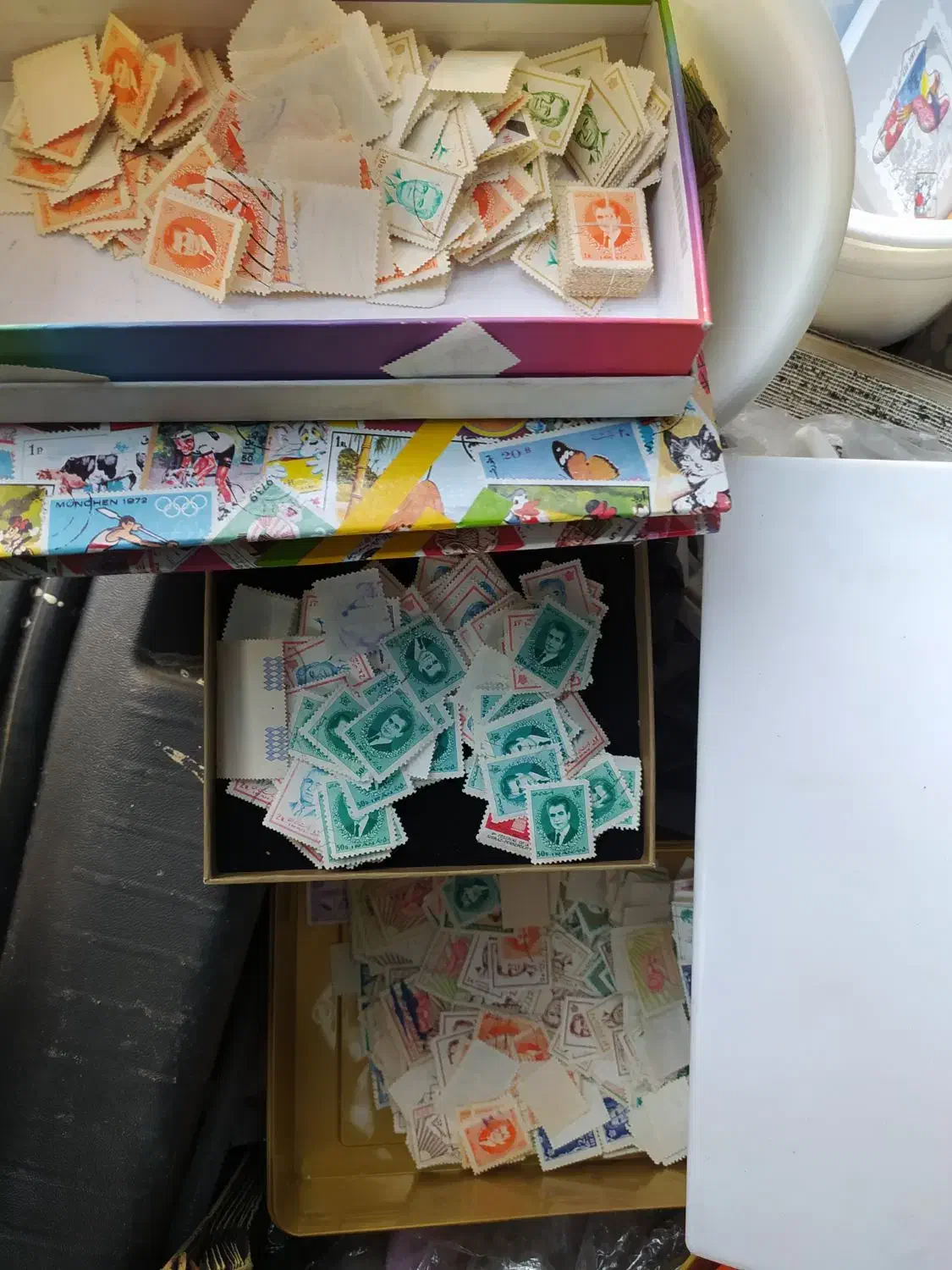 البوم تمبر شاهی و پهلوی و جمهوری|کلکسیون سکه، تمبر، اسکناس|شیراز, گلدشت معالی‌آباد|دیوار