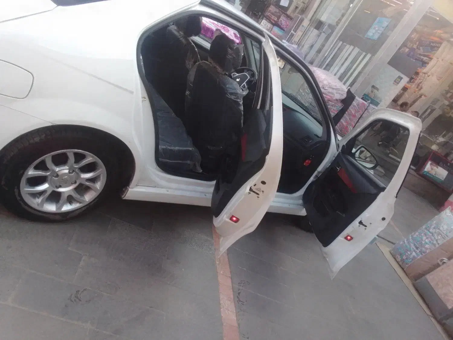 دنا|خودرو سواری و وانت|مشهد, عامل|دیوار