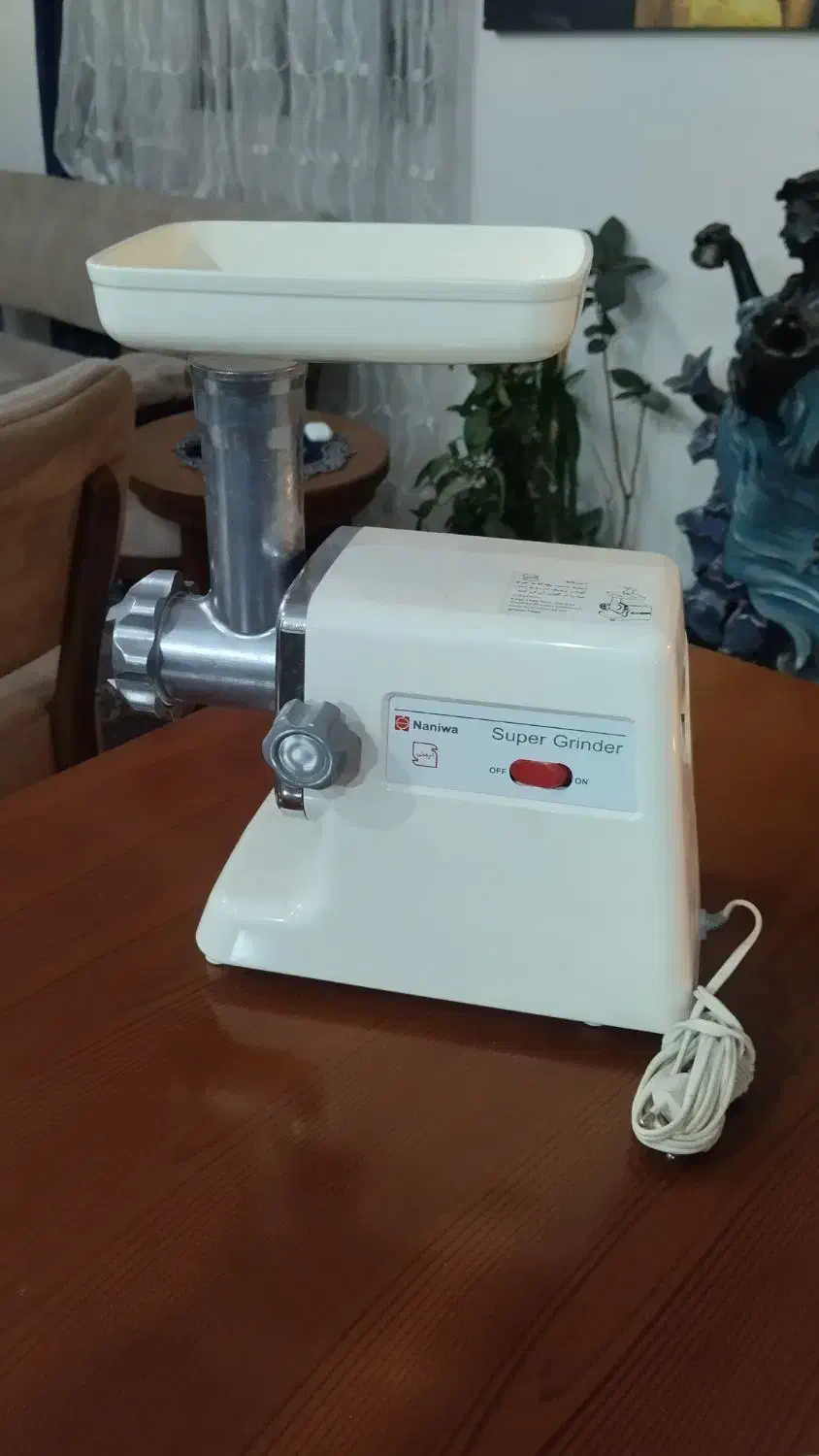 چرخ گوشت نانیوا کاملا نو|خردکن، آسیاب، غذاساز|تهران, هلال احمر|دیوار