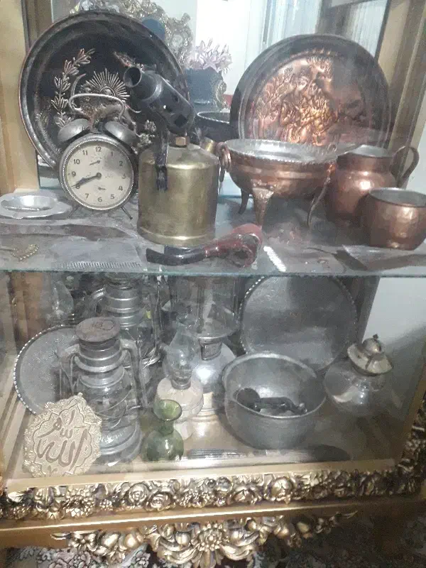 ظروف قدیمی|کلکسیون اشیاء عتیقه|ملایر, |دیوار