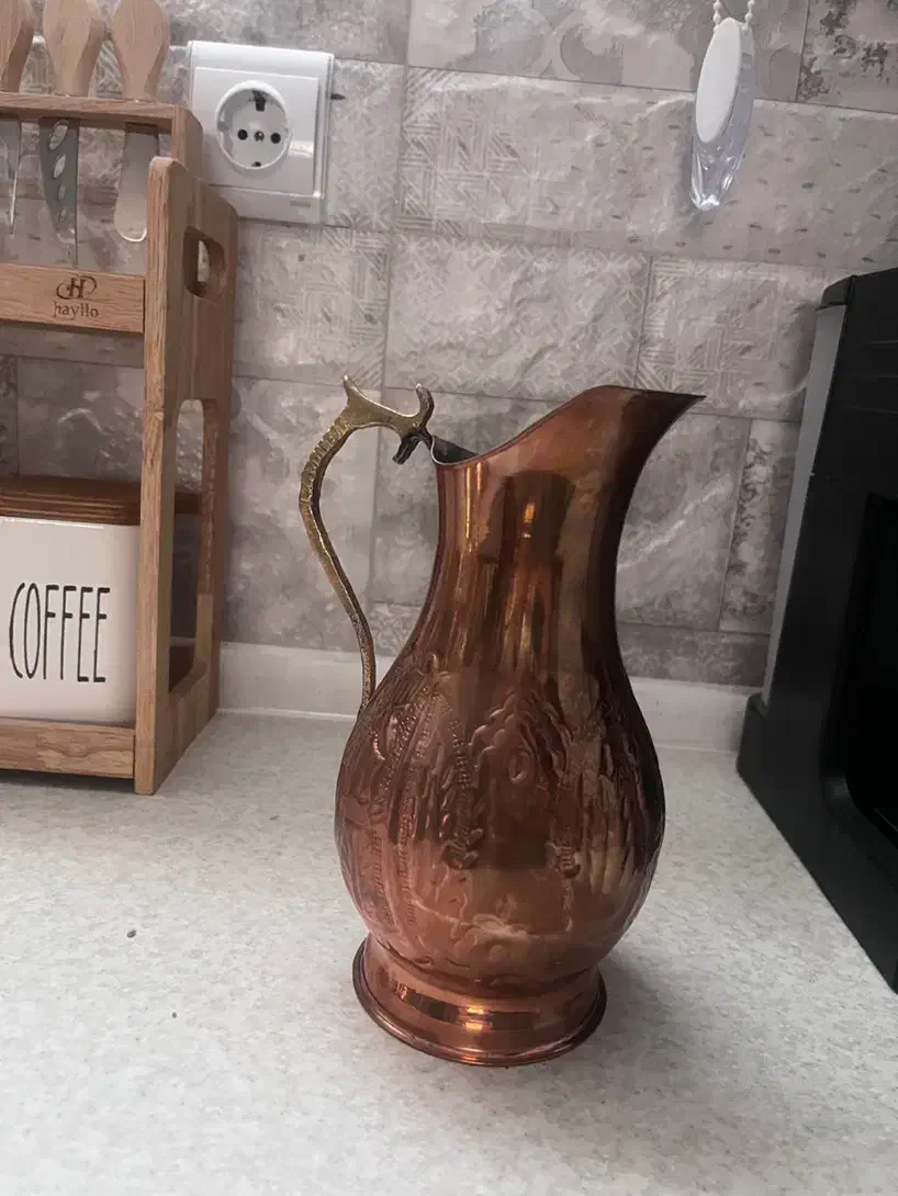 پارچ و لیوان مس|کلکسیون اشیاء عتیقه|اصفهان, جاوان|دیوار