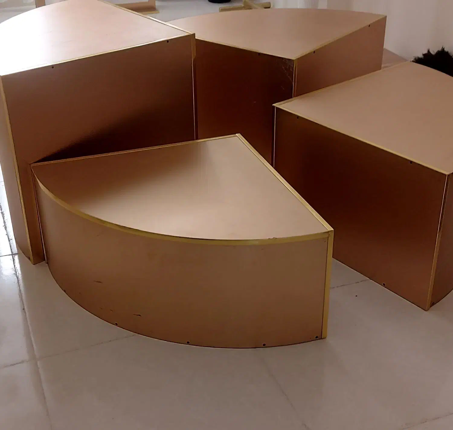 میز گرد ترک|میز و صندلی غذاخوری|شیراز, شهرک نفت ۲|دیوار