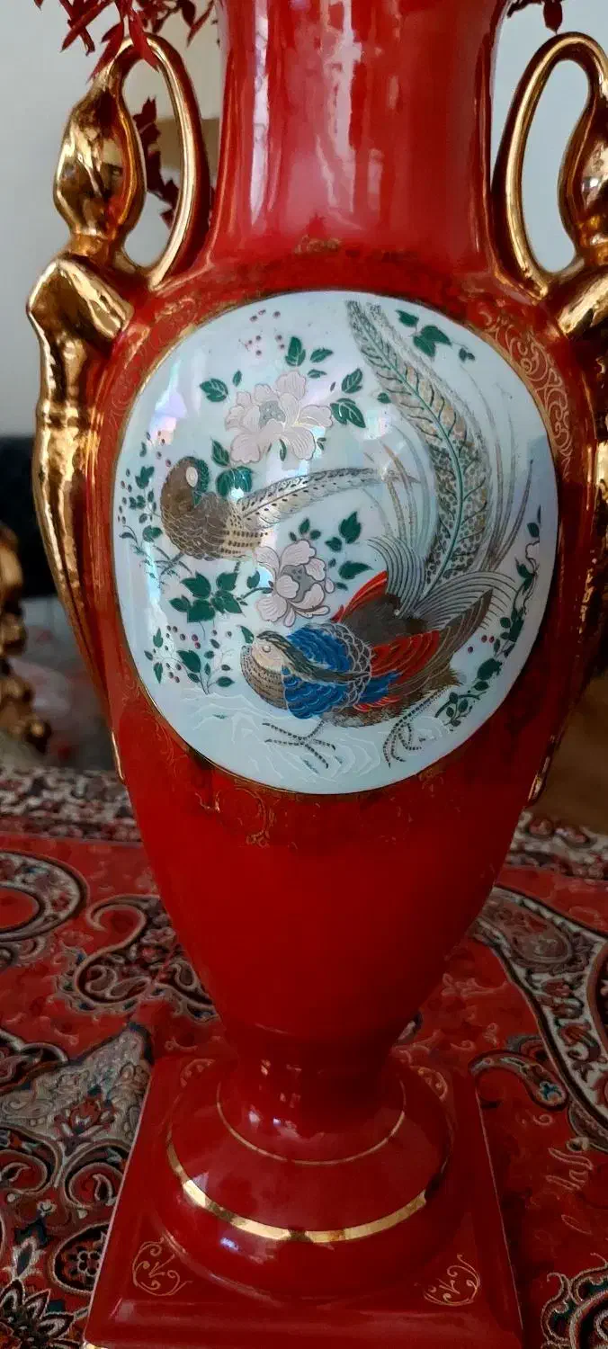 گلدان و اشیا تزئینی|کلکسیون اشیاء عتیقه|تهران, آهنگران (سراسیاب دولاب)|دیوار