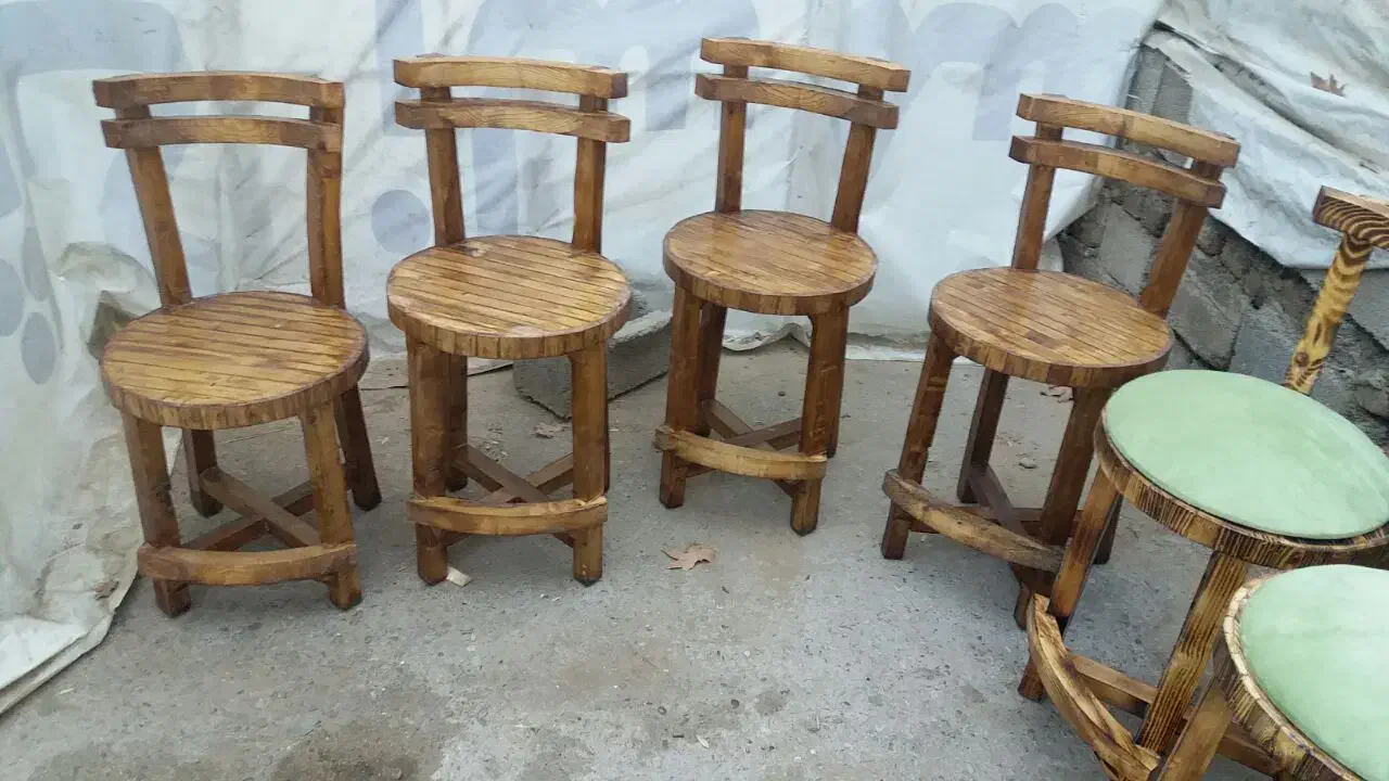 صندلی کف چوب لهستانی کوتاه و بلند|میز و صندلی غذاخوری|آفتاب, |دیوار