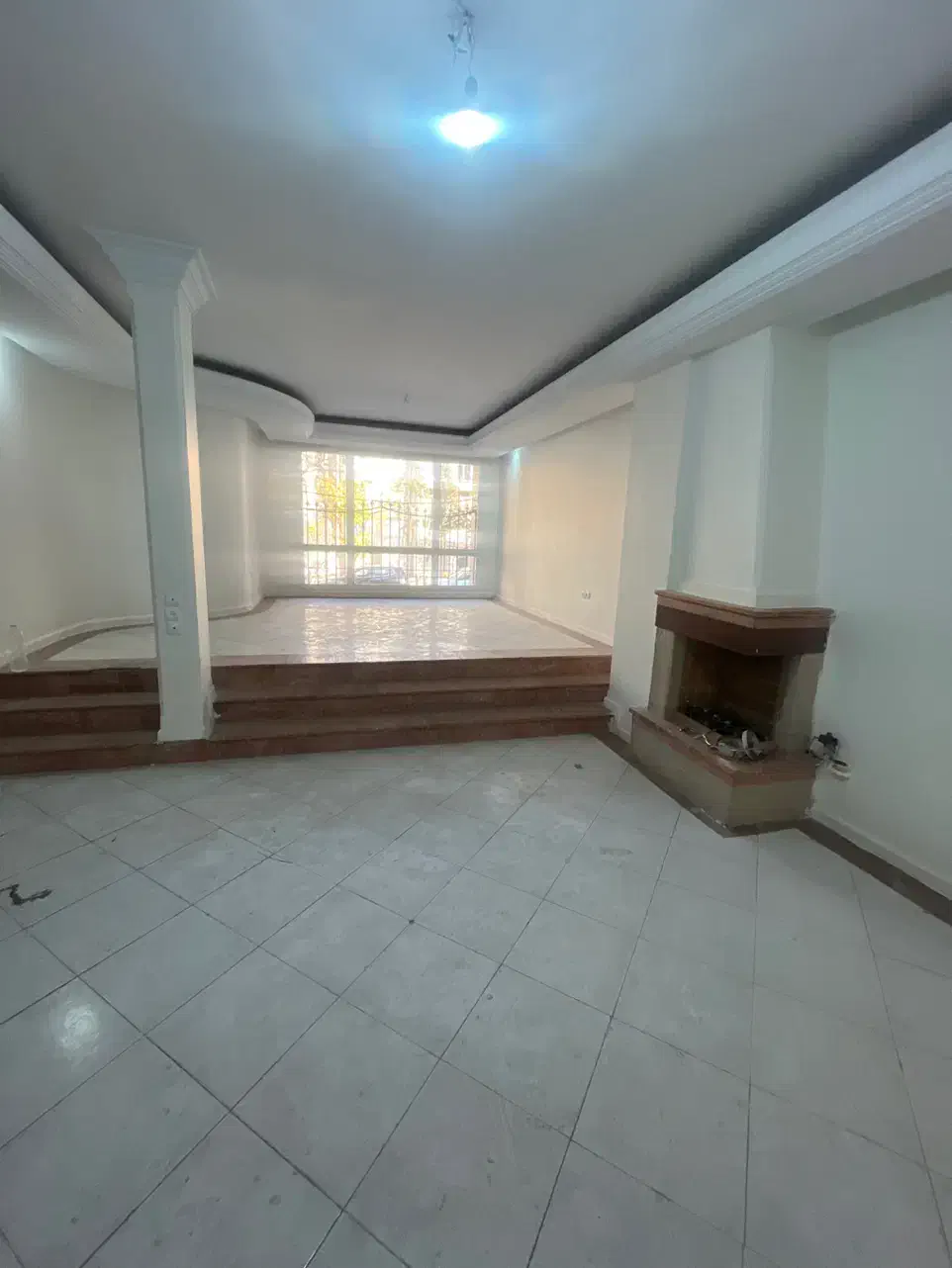 ۱۰۵متر دو خوابه حیاط اختصاصی و شبیه ب خونه ی کودکی