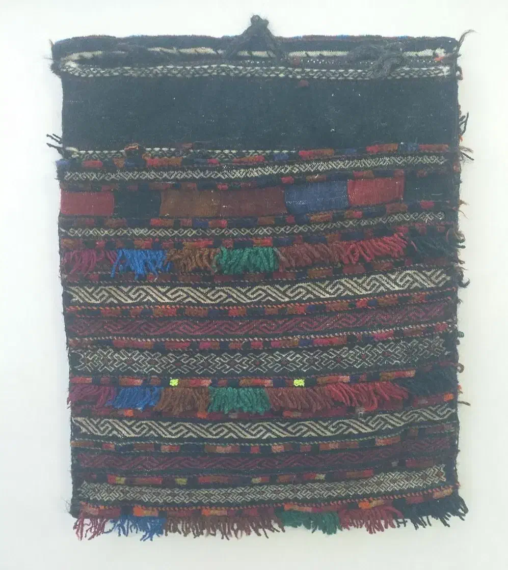 خورجین آنتیک دستبافت سیرجان(گلیم و فرش ریزبافت)|کلکسیون اشیاء عتیقه|اردبیل, |دیوار